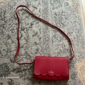 Kate Spade ♠️ Red Scalloped Crossbody Bag